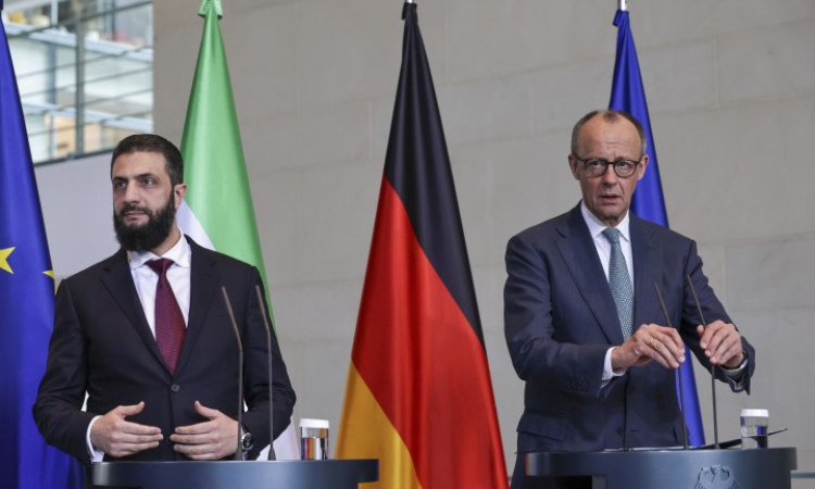 Мерц и Ал-Шараа преговарят за връщането на хиляди бежанци в Сирия